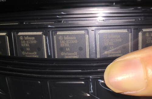 SAK-XC2364B-40F80L  INFINEON   TQFP100 原装无铅现货