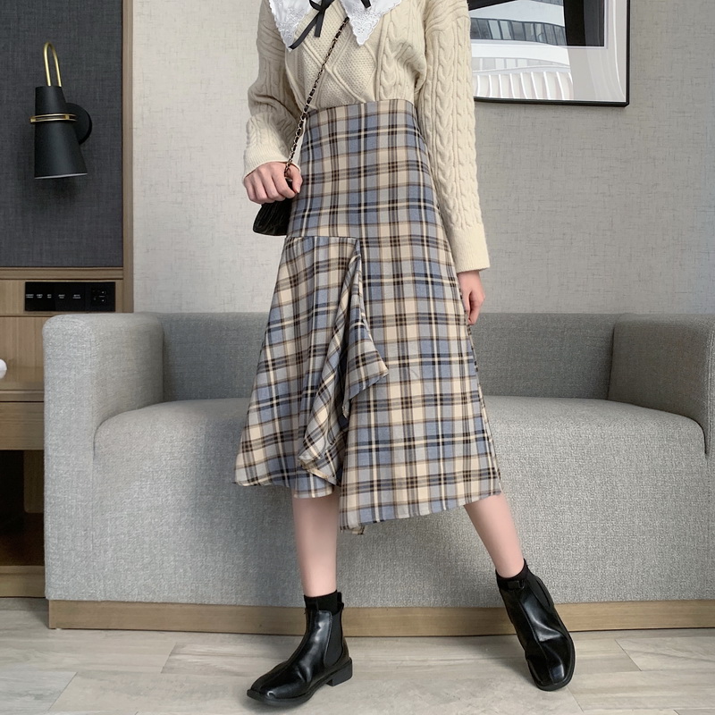 Real shooting 21 spring and summer new Korean versatile medium length irregular high waist plaid skirt girl student A-line skirt