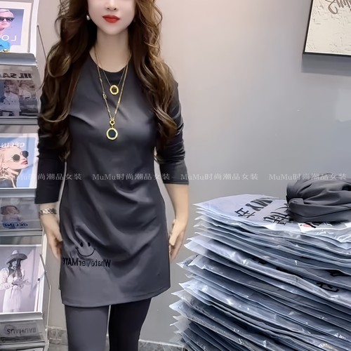 配鲨鱼裤中长款上衣女遮屁股