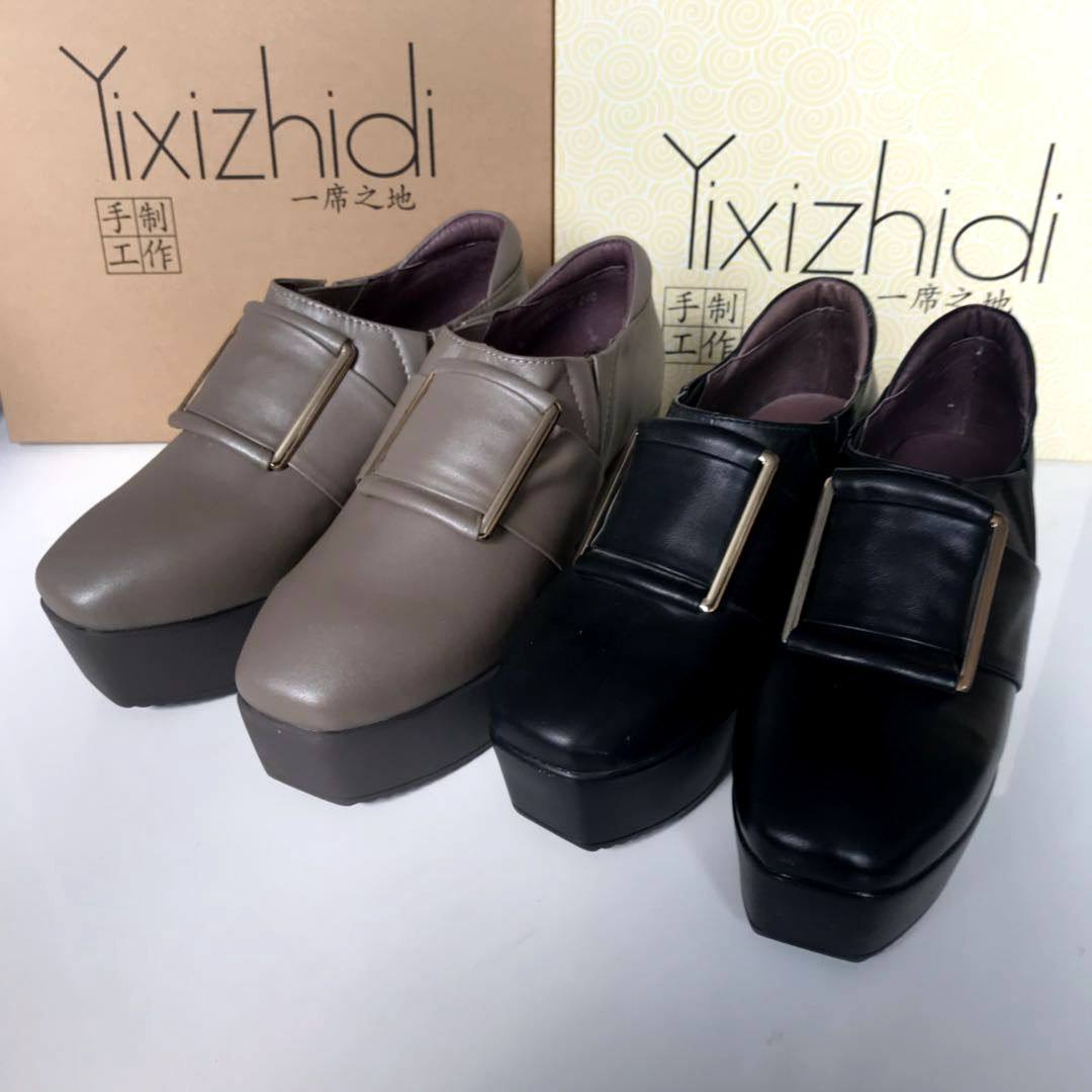 一席之地2022正品春秋新款特惠舒适显高厚底坡跟真皮韩版松糕女鞋