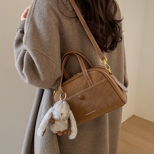 包包秋冬感手提包小拎包女2025新款 小方包单肩斜挎保龄球包