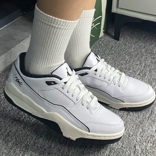 耐克JordanCourt低帮耐磨篮球鞋