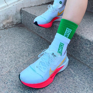 NIKE VAPORFLY NEXT% DV4130 轻便透气减震回弹竞速碳板跑步鞋