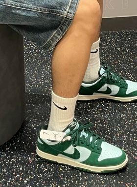Nike Dunk Low 耐克绿色舒适百搭耐磨防滑低帮板鞋 FQ8249-300