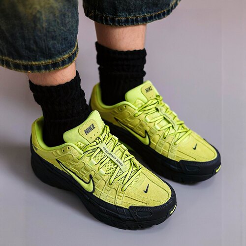 Nike户外跑步鞋男 P-6000 黑绿 厚底防滑减震耐磨轻便 IF0668-300