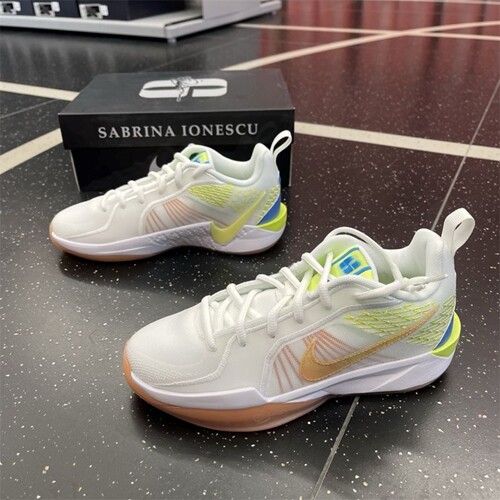 耐克SABRINA2GS大童篮球鞋