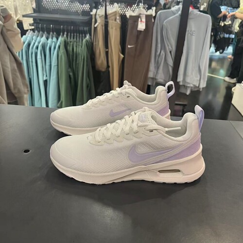 耐克女子低帮AirMax跑步鞋