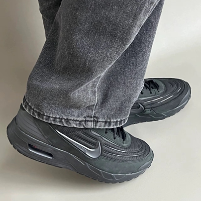 耐克AIRMAXVERSE气垫缓震跑鞋