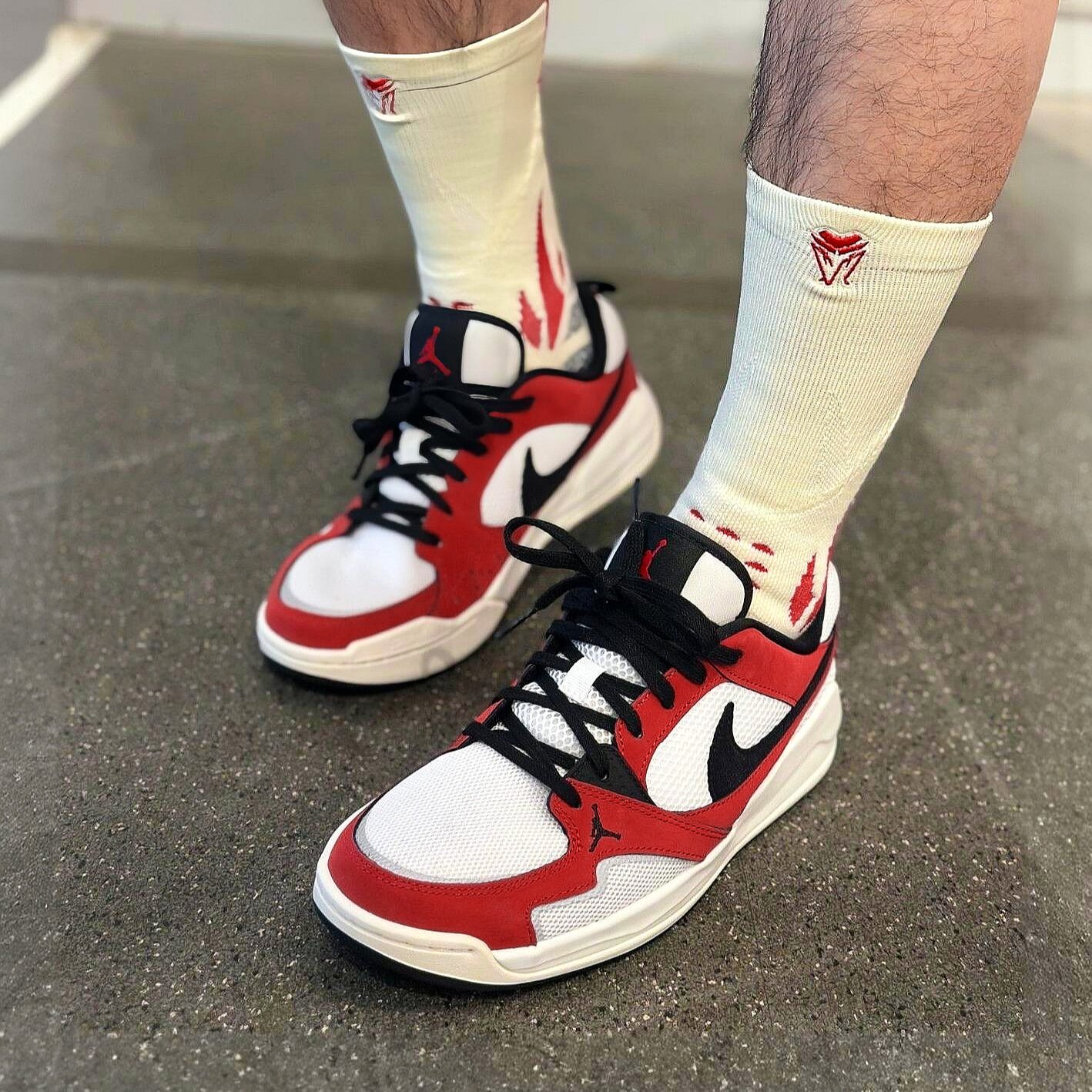 Jordan Cmft Era 耐克AJ男子白红低帮复古休闲板鞋 HJ6777-106