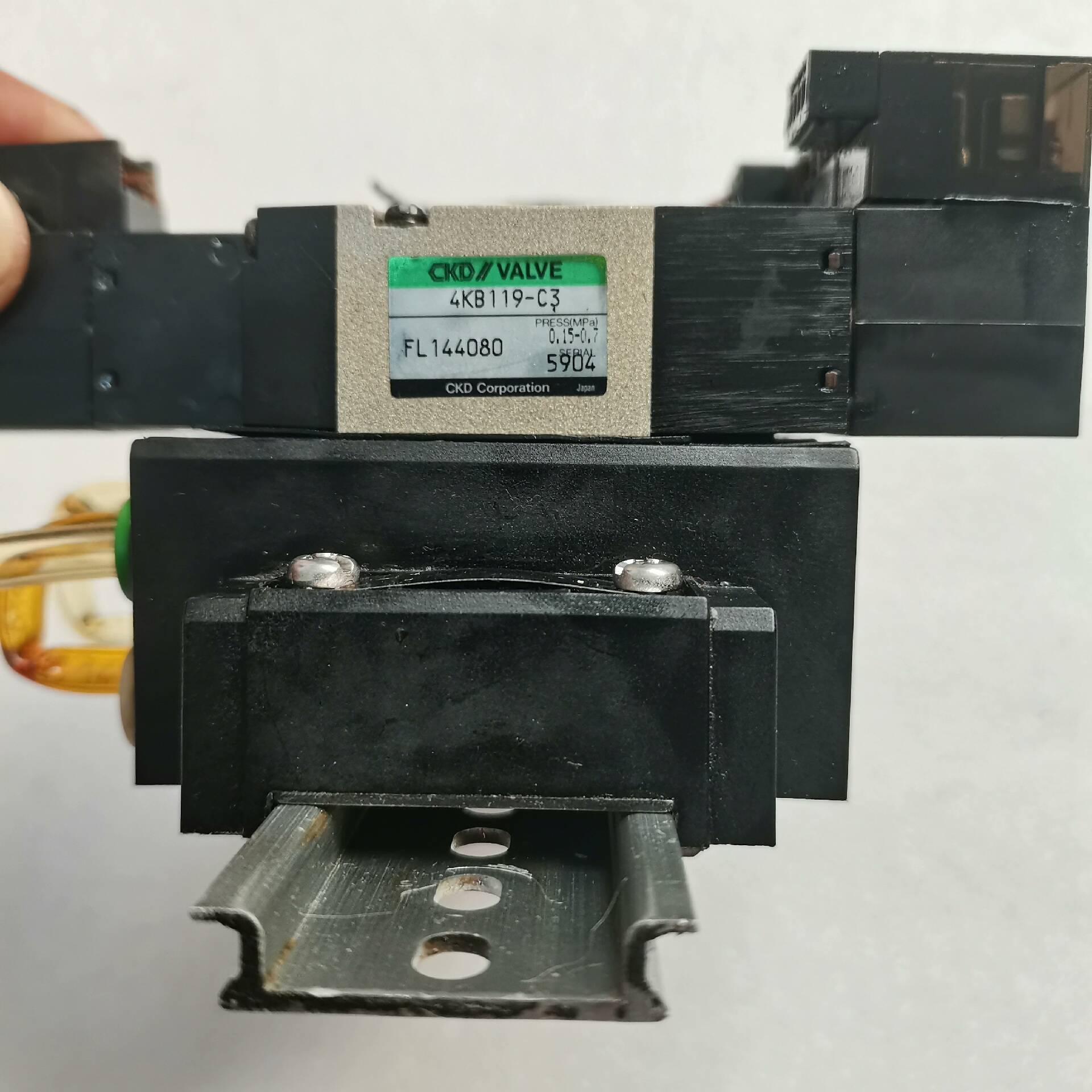 电磁阀组  CKD 喜开理  4KB119-C3议价 维修！！！