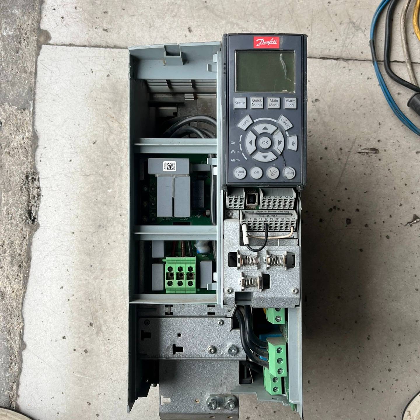 丹佛斯FC312变频器11KW FC-312P11K议价 维修！！！