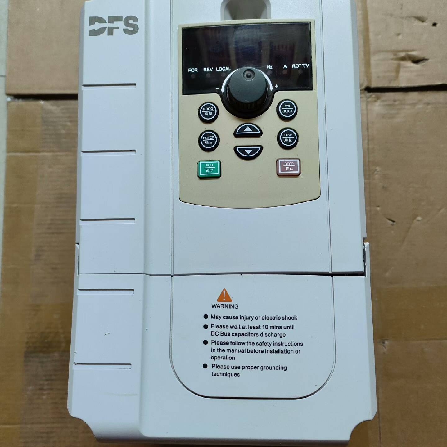 德佛斯变频器FS2000-7D5G/011P-4T 议价 维修！！！