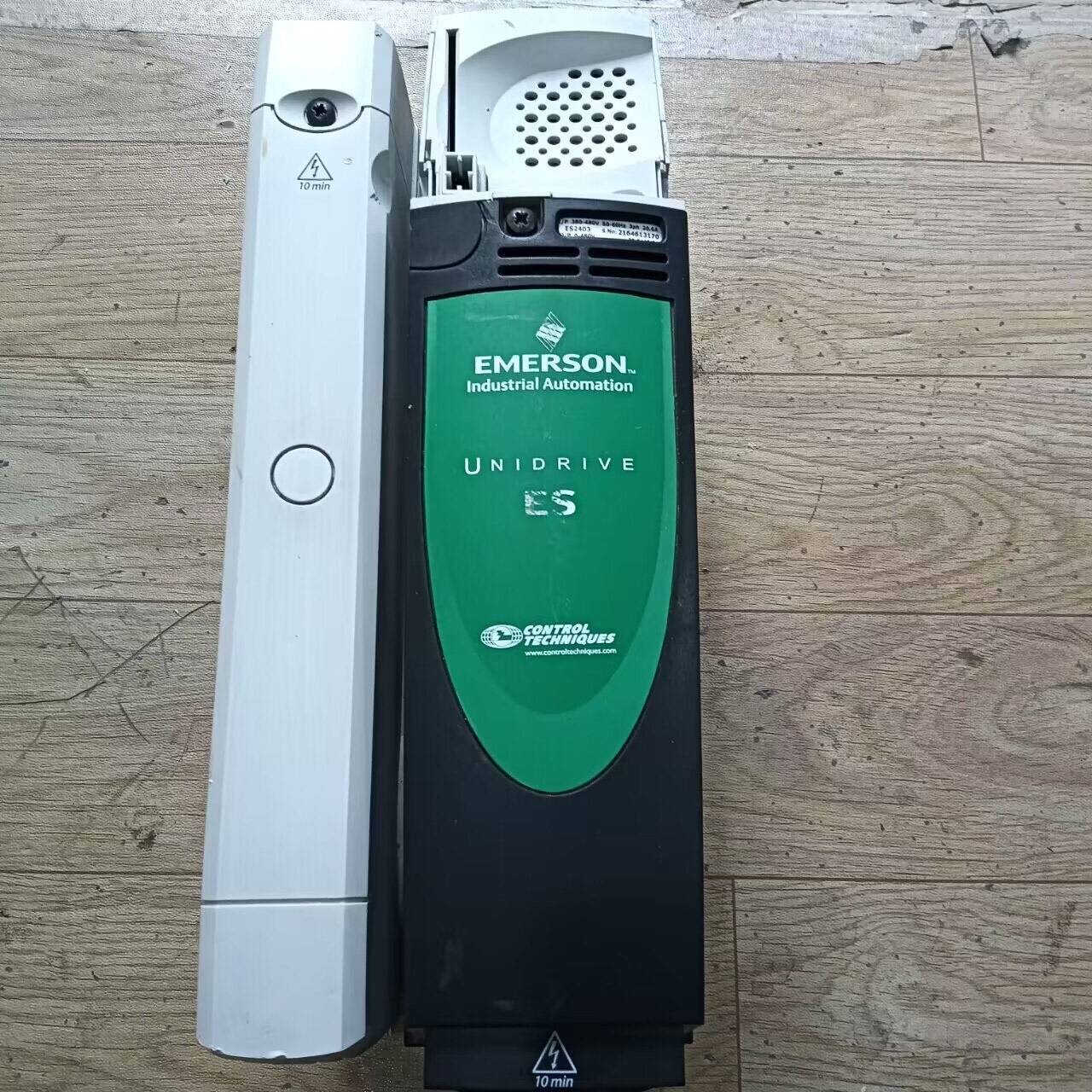 艾默生CT电梯变频器ES2403 11KW 议价 维修！！！