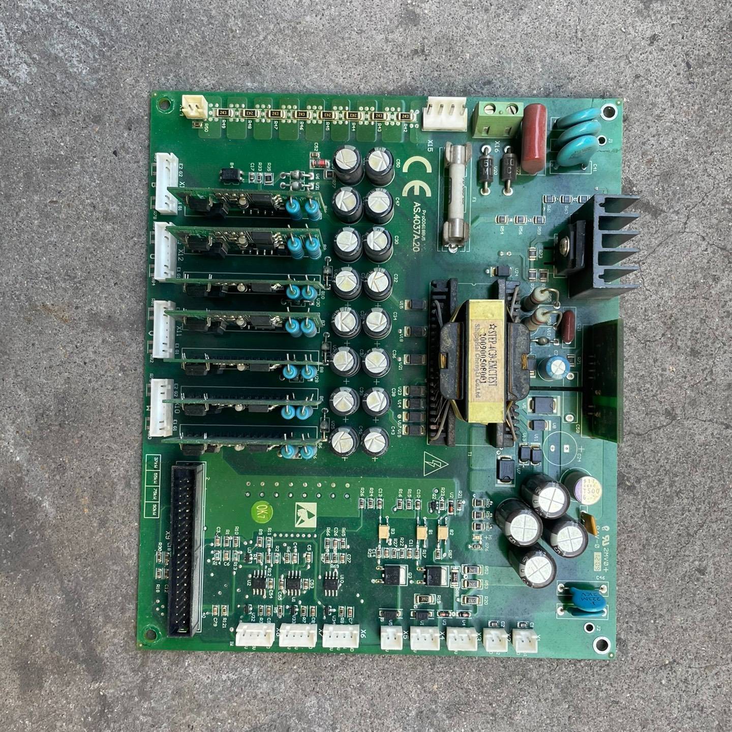 新时达变频器驱动板，AS.4037A议价 维修！！！