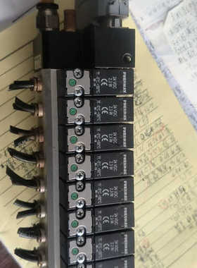 意大利 PNEUNAX N331.R0B-3 3/2NC 电议价也可维修