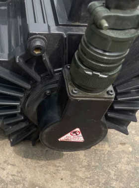 日立伺服ADME-20LAC42 成色型号如图！日立伺服电机议价也可维修