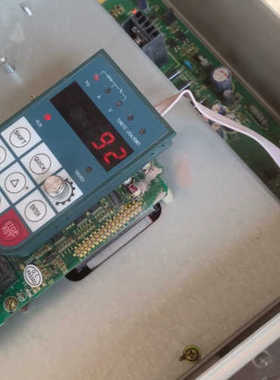 珈玛变频器JM600-4T022G/0300P(22kw/3议价也可维修