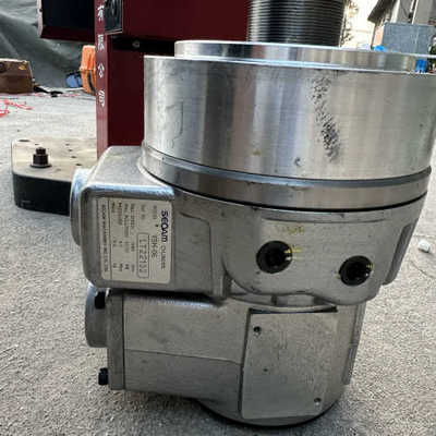 SEOAM回转油缸。一对。所见即所得。转动顺畅的。有缺盖子如议价