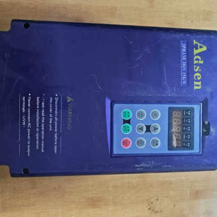 爱迪生变频器，型号AVF96-330110G/0150P议价也可维修