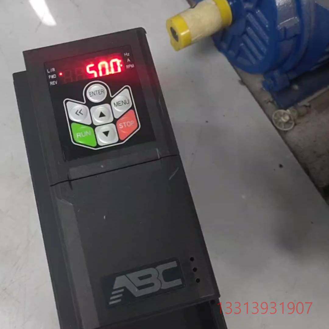 安百川变频器4KW，AD800-4T4D0H/5议价 维修！！！