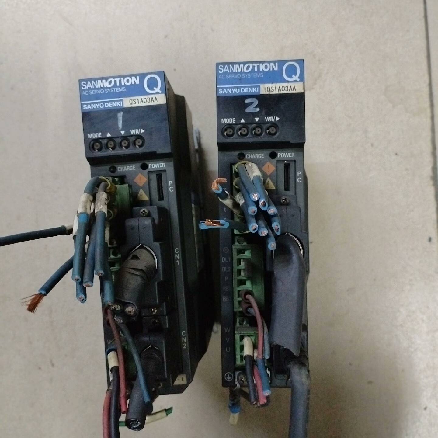 三洋伺服驱动器QS1A03AA议价 维修！！！