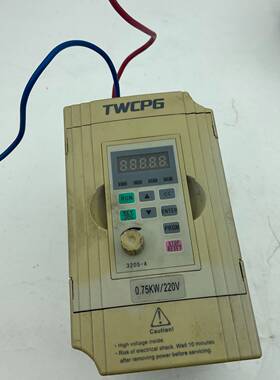 TWCPG变频器 TWCPG-1 C0007M1 0.75K议价 维修！！！