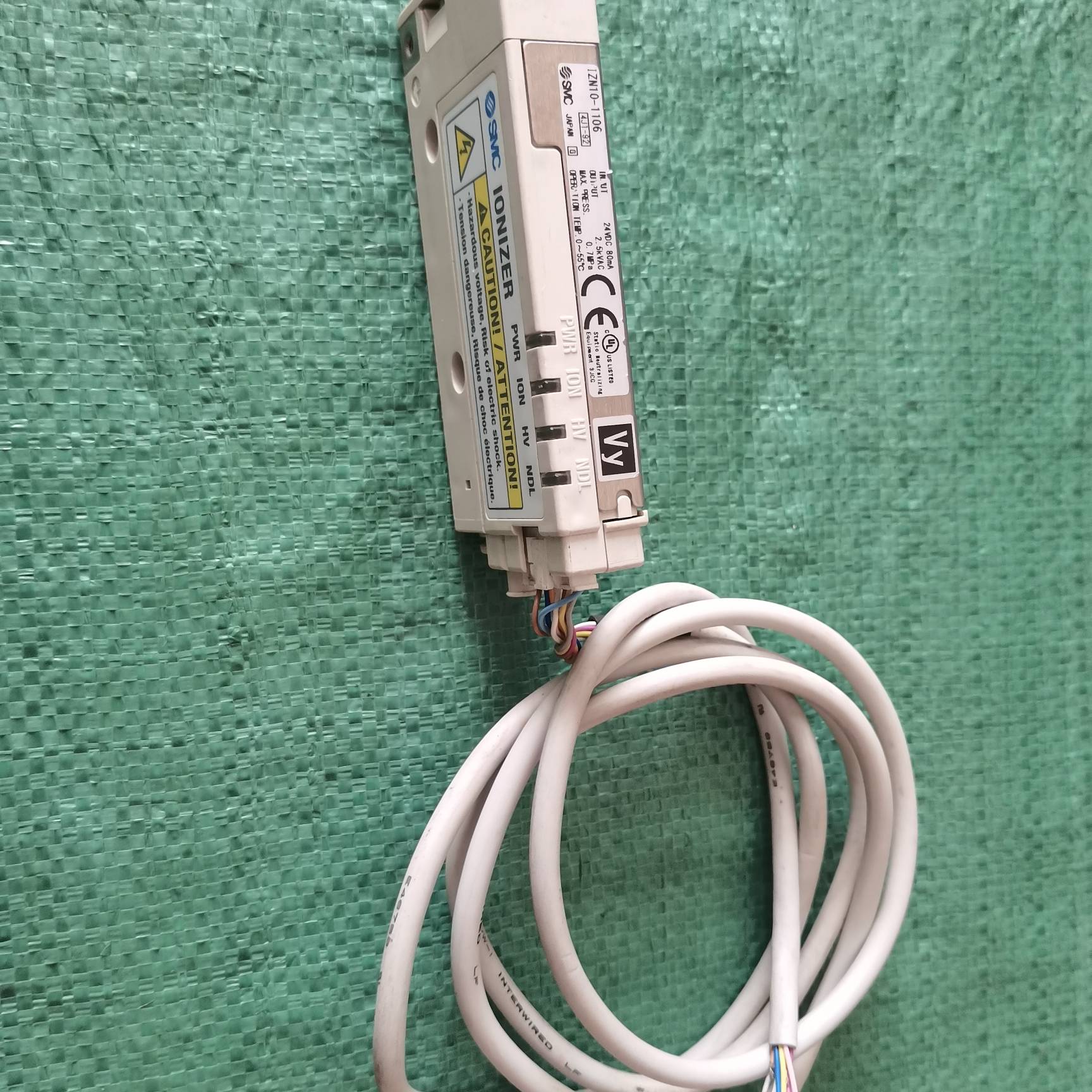 SMC IONIZER静电消除器，型号IZN议价 维修！！！