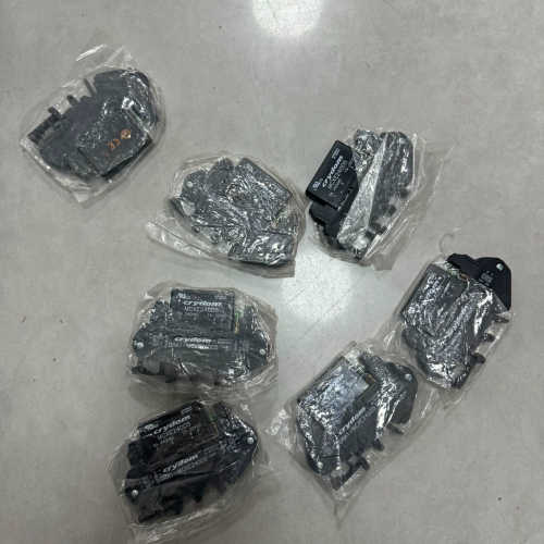 快达固态继电器 DRA1-CXE240D5，库存货，实物议价也可维修