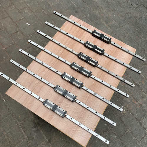 台湾CSK直线导轨LMG20T，同上银EGH20CA尺寸，组议价也可维修