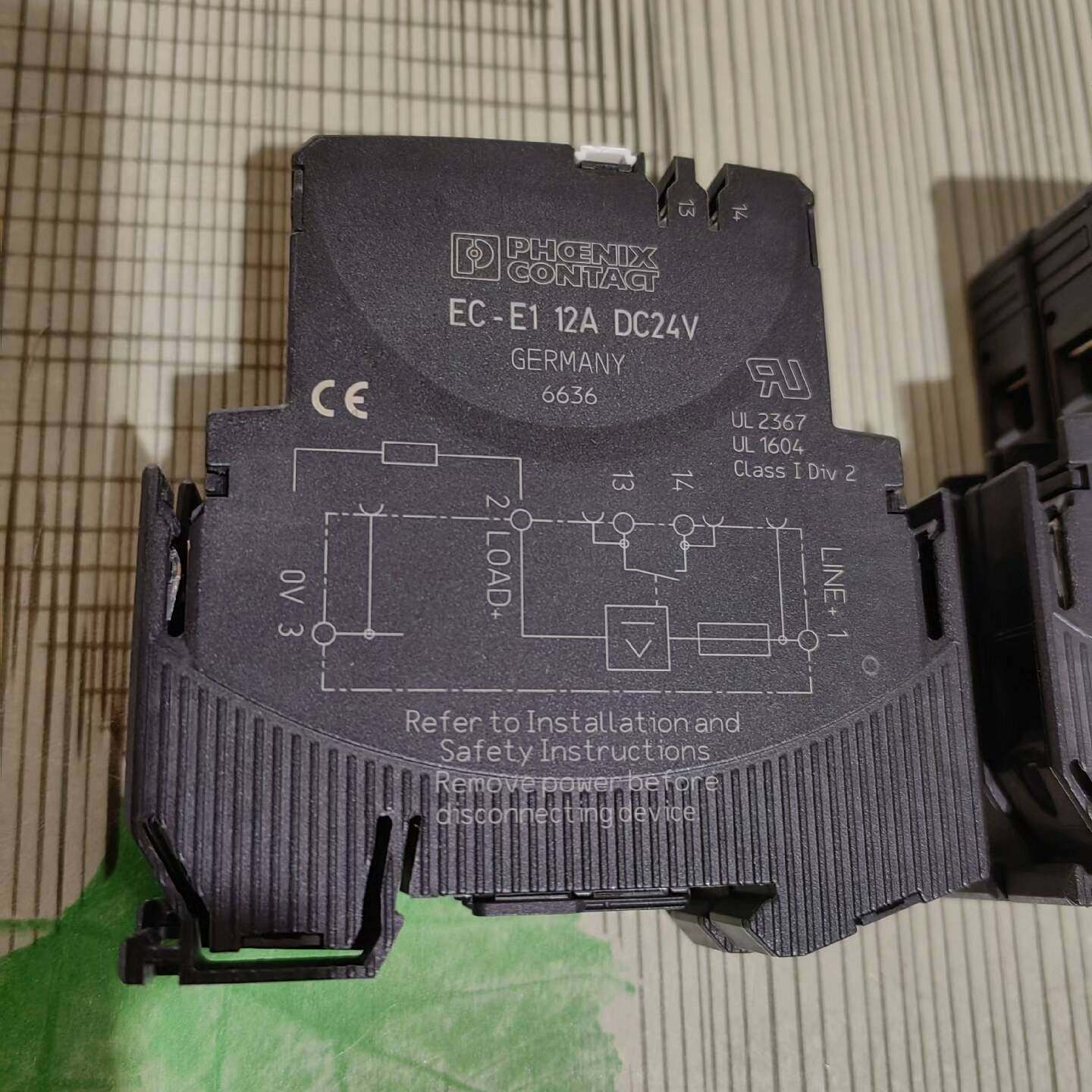 正品EC-E1 2A电子设备断路器EC-议价 维修！！！