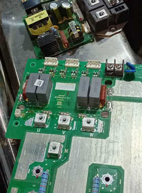 伟创变频器AC80S，全套板子，包好包邮！议价也可维修