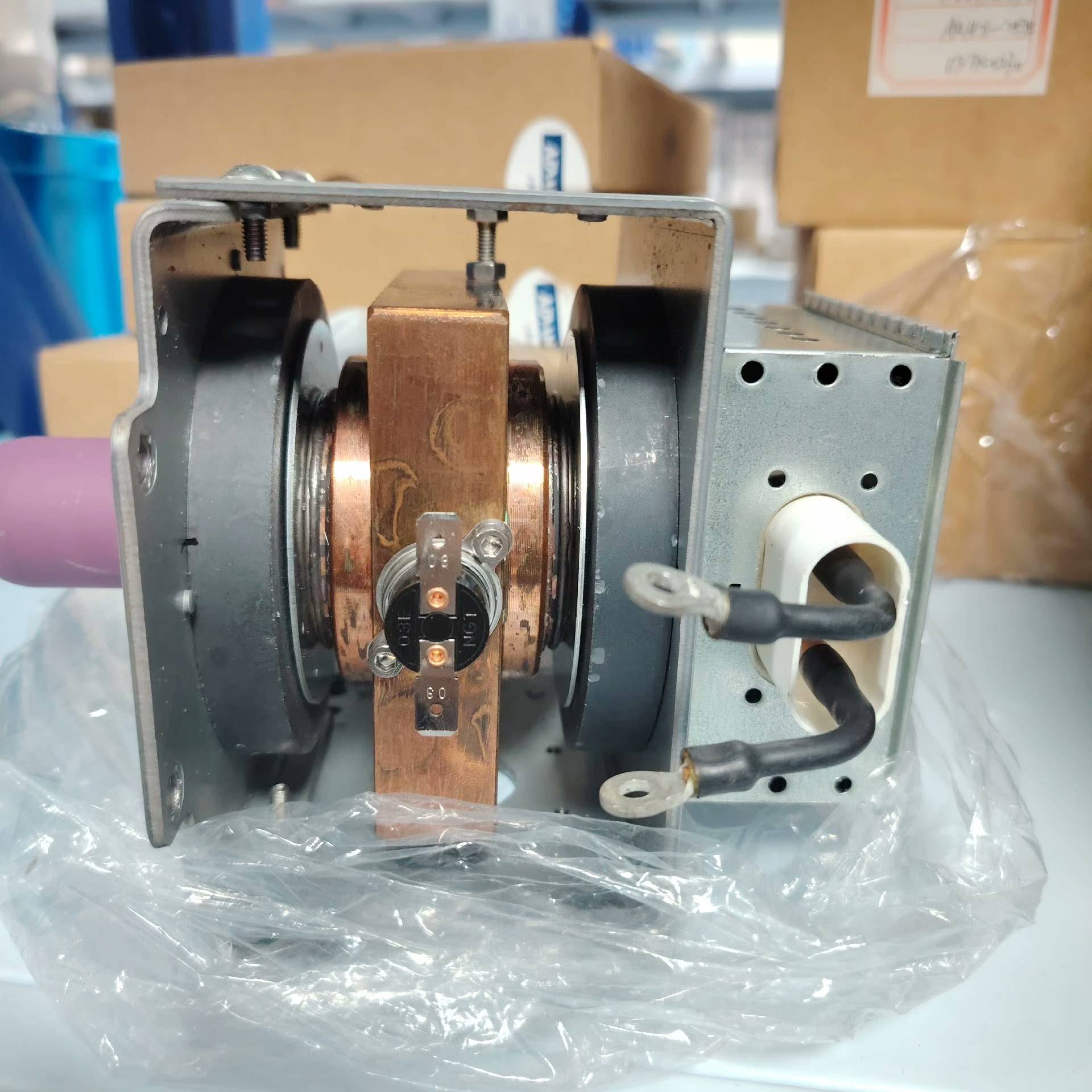 MB2568A-120CH 08/10 磁控管 成色议价 维修！！！