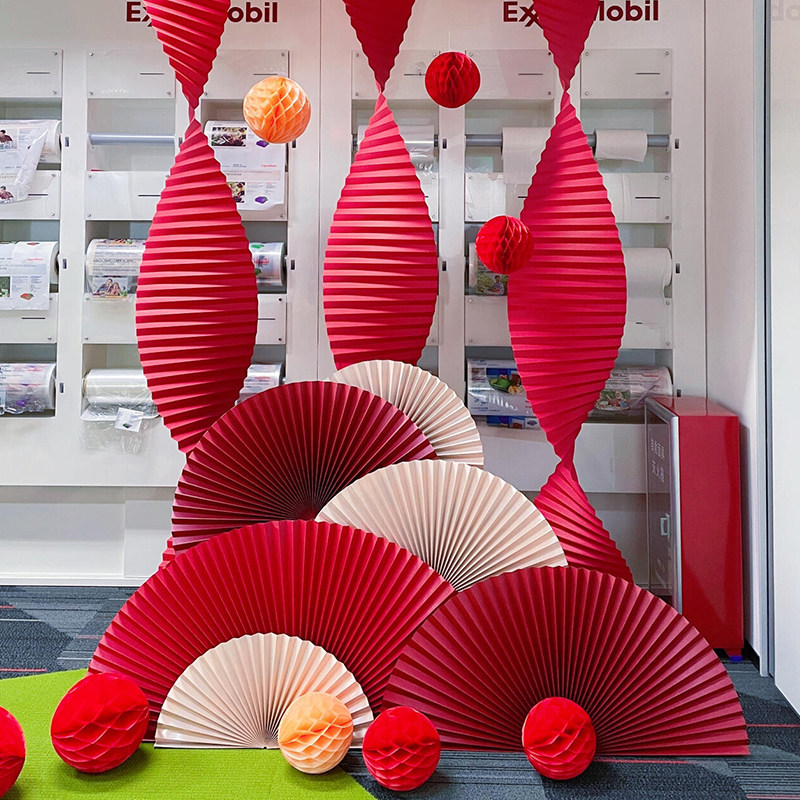 新年元旦折纸扇红色折叠工艺扇摆件拍照装饰婚庆美陈橱窗道具布置,家居饰品,工艺扇/团扇/喜扇/折扇,淘宝优惠券,粉丝福利购,淘宝优惠卷