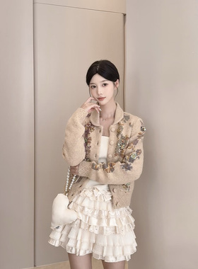 拉拉家2025冬季新款复古老钱风娃娃领提花针织开衫上衣GPH68271