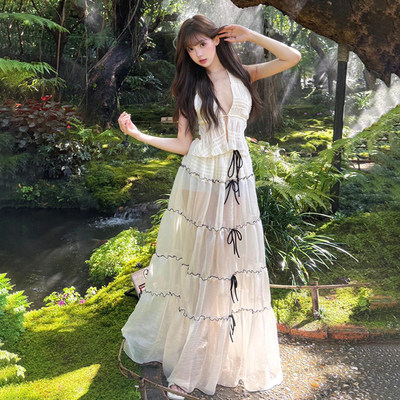 泰国海边度假穿搭女纯欲