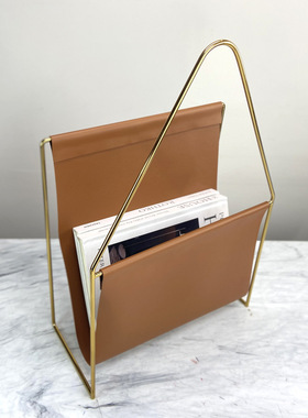 欧式现代创意皮制书报架北欧落地置物架杂志架桌面家居资料收纳架