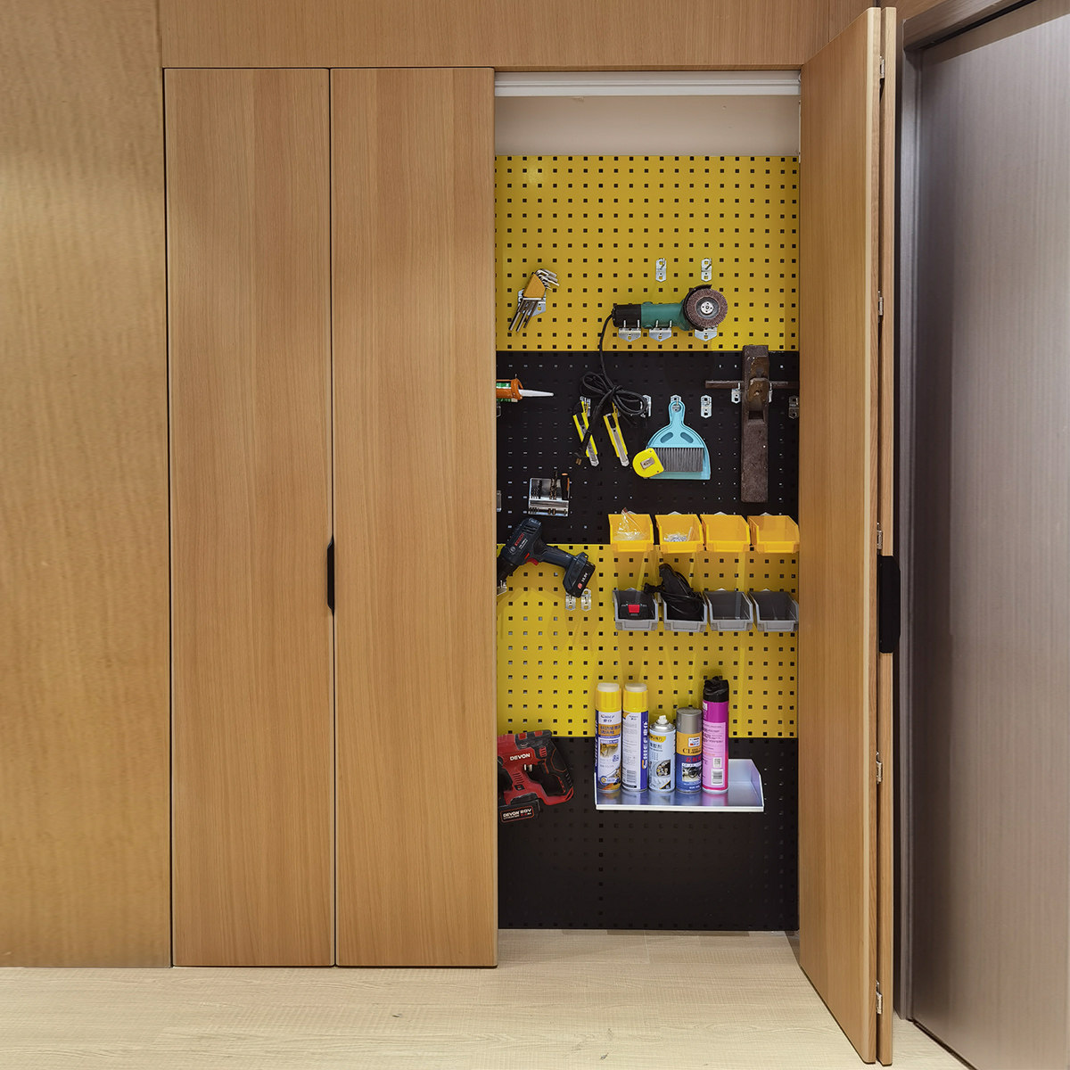 定制白色实木质烤漆木饰面平板简约轻奢折叠门衣柜储物间衣帽间门