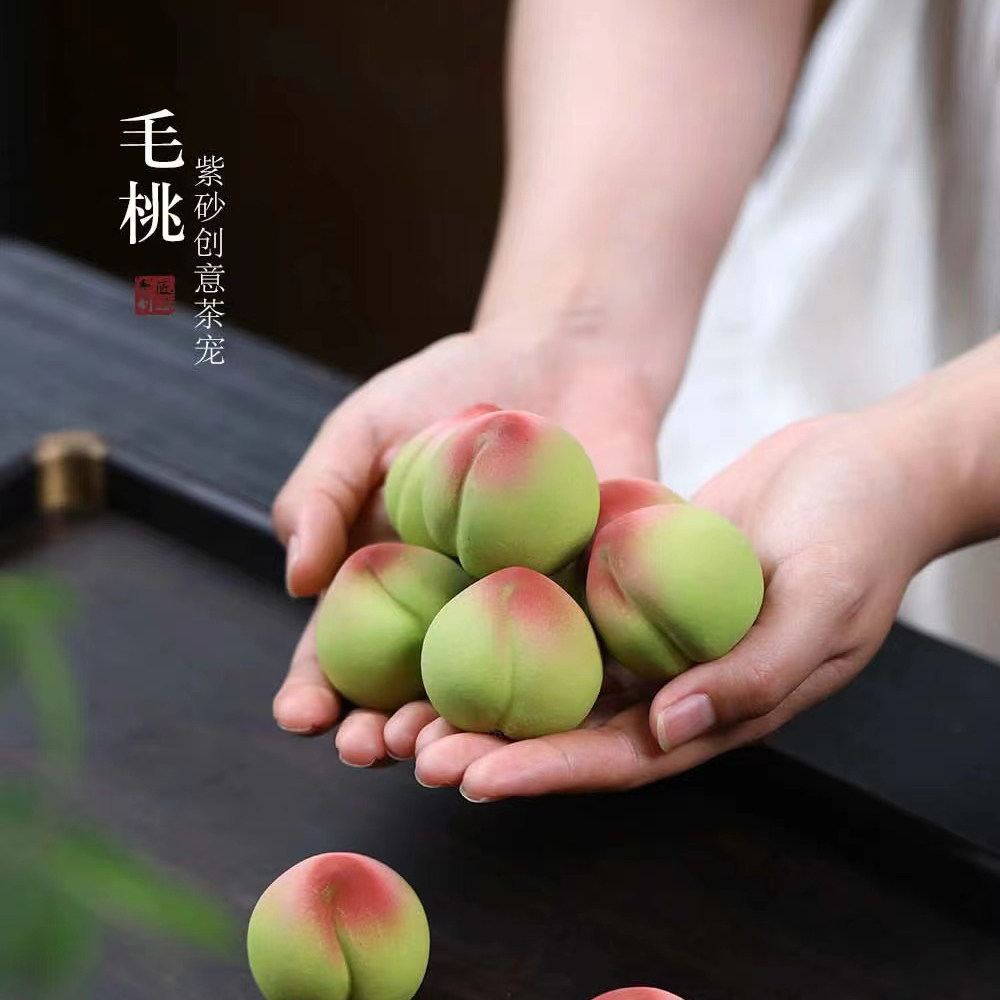 宜兴紫砂桃子仿生寿桃摆件