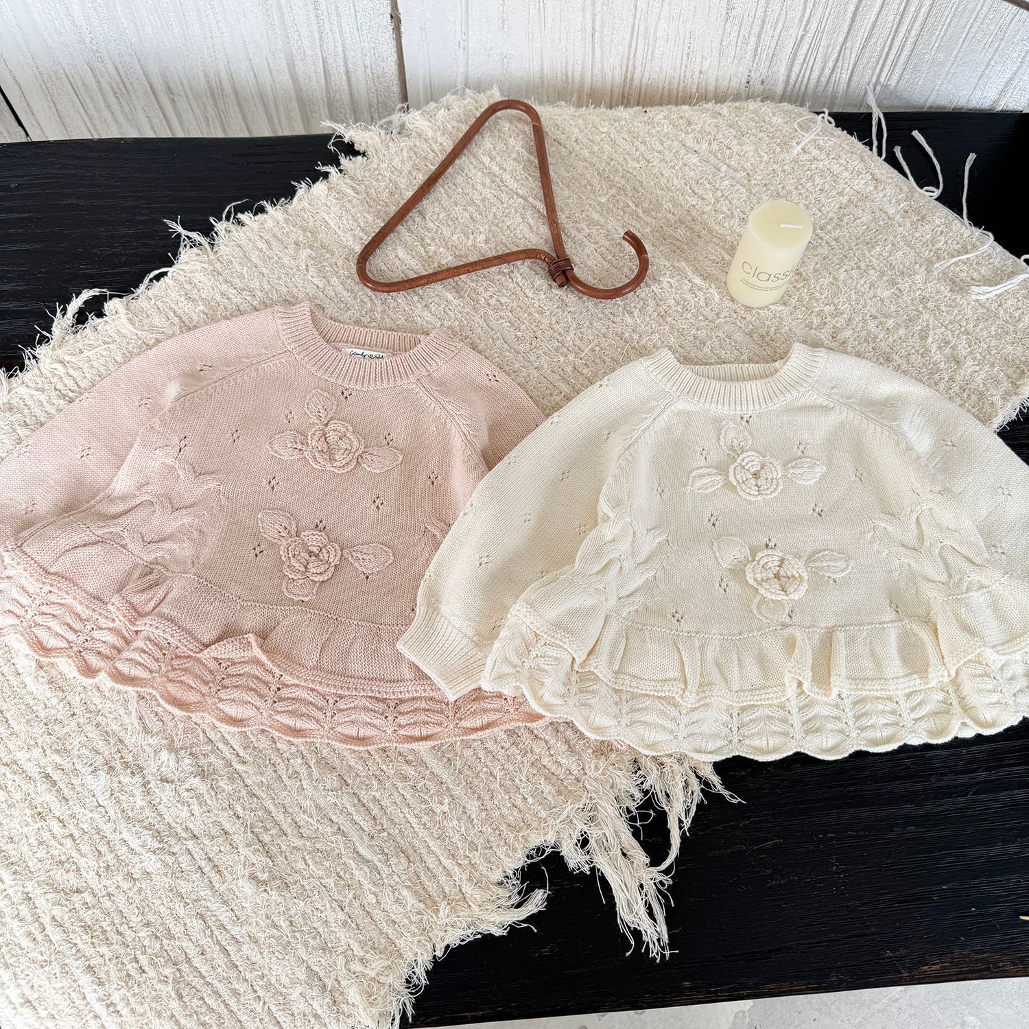 Cutemily秋ins女婴可爱套头上衣女宝手钩花朵长袖A摆针织衫