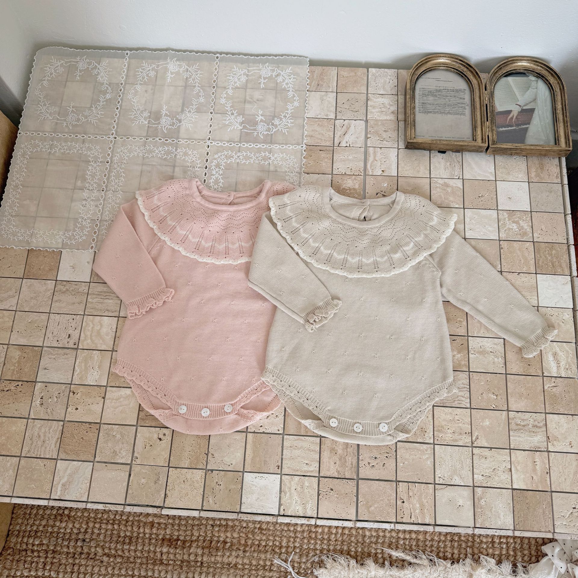 Cutemily女婴秋冬针织哈衣荷叶领爬服女宝长袖三角连体女宝包屁衣