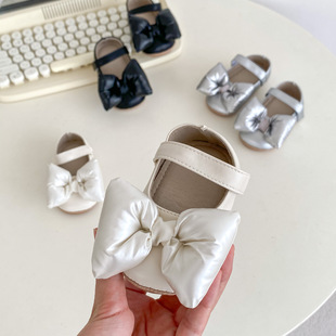 【2折专区】婴儿鞋大胡蝶结百搭鞋魔术贴穿脱软底学步鞋