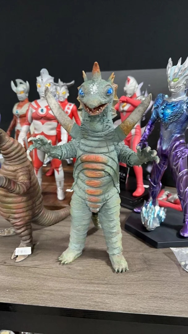 49模玩树脂翻模 工坊 卡利星人 雷欧奥特曼