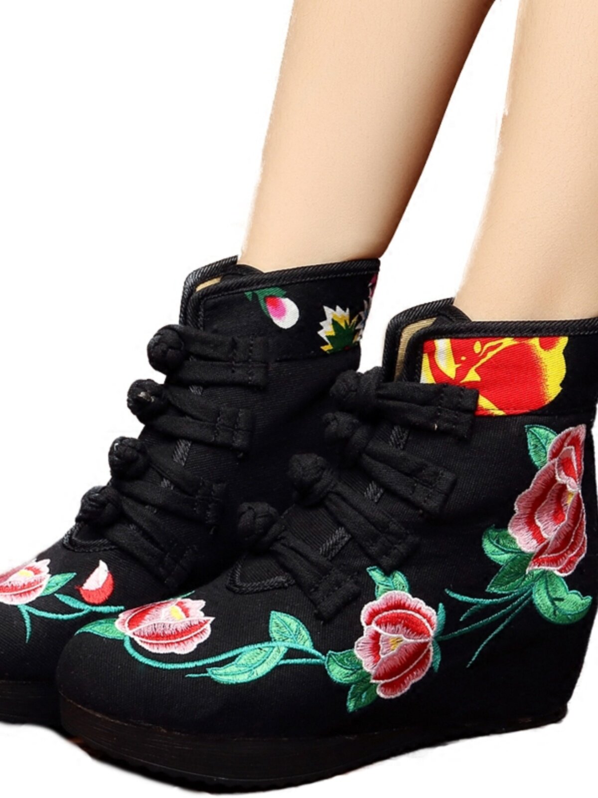EMBROIDERED BOOTS ETHNIC STYLE WOMENS BOOTS OLD BEIJING CLOTH SHOES 2023 WINTER WOMENS SINGLES BOOTS HIGH HEELED BOOTS RETRO CLOTH BOOTS