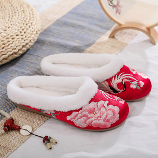 女鞋秋冬复古毛毛鞋老北京绣花拖鞋时尚外穿平底加绒圆头旗袍鞋子