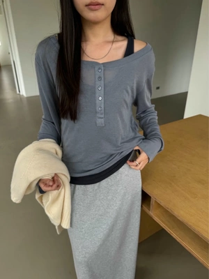 Form韩国东大门Favourite(Fave)秋季新款女装时尚气质百搭长袖T恤