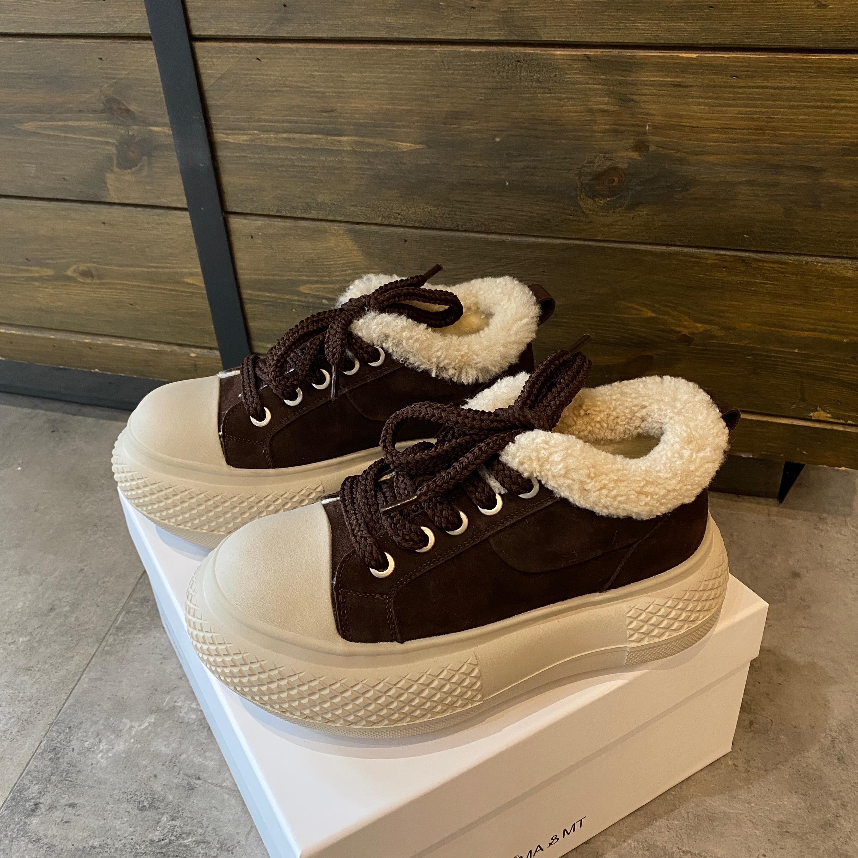 真皮厚底加绒面包鞋女2025冬季新款百搭羊羔毛棉鞋休闲松糕鞋