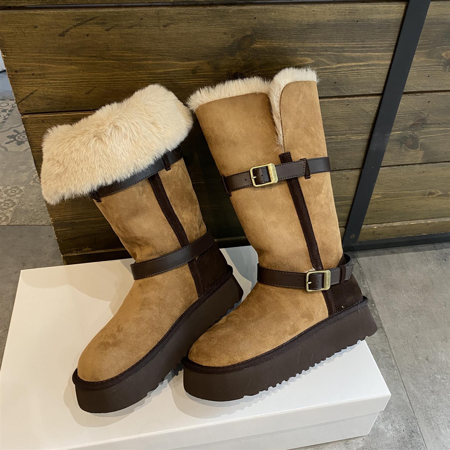 真皮翻边厚底雪地靴女2025冬季新款百搭皮带扣加绒加厚长筒靴棉鞋
