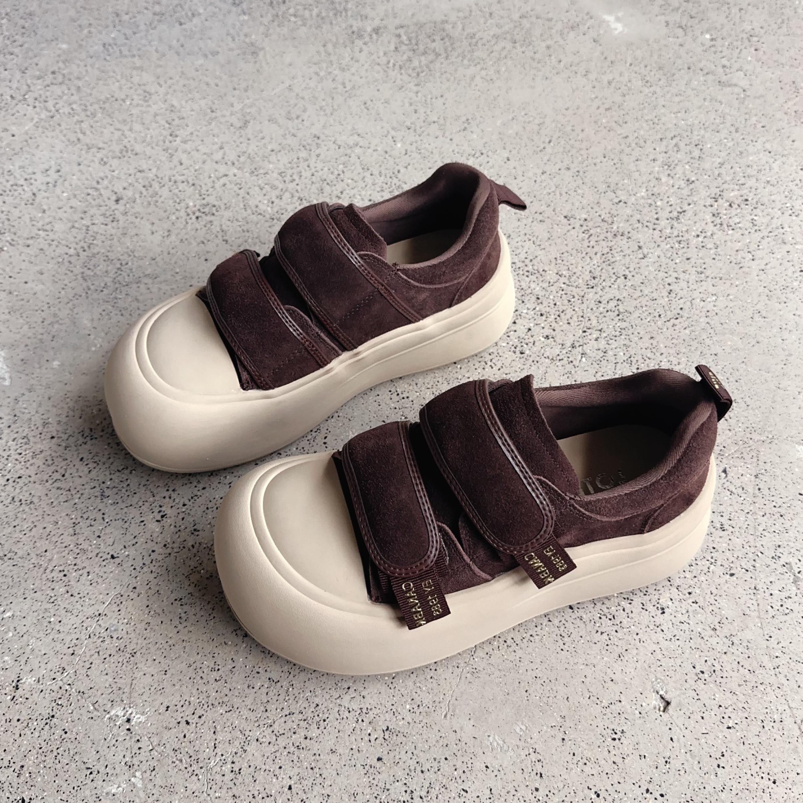 真皮厚底板鞋女2025秋季新款百搭魔术贴轻便舒适运动休闲鞋潮