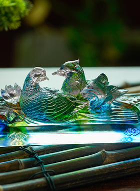 琉璃双心鸳鸯戏水桌面摆件