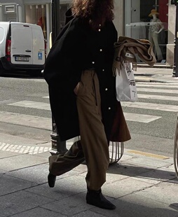 韩国ofc黑色连帽长款大衣秋冬新款经典极简风金扣呢子外套女